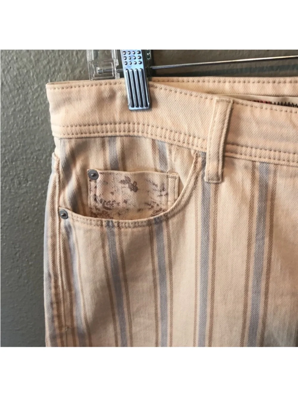 Anthropologie Pilcro Striped Slim Boyfriend Denim Shorts Size 29 EUC - Picture 5 of 14